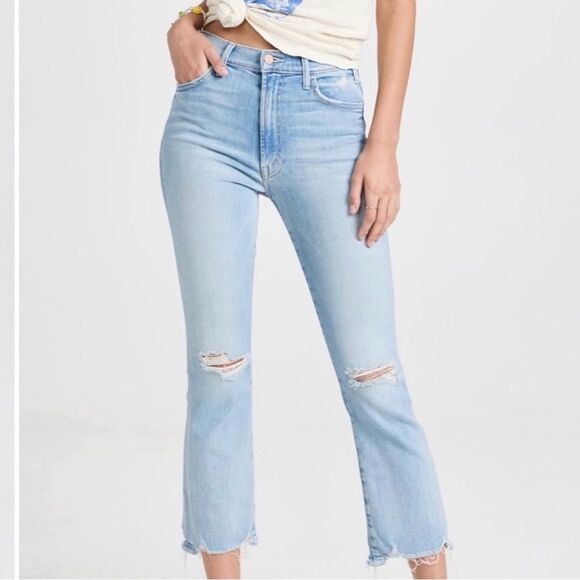 MOTHER Denim - MOTHER The Hustler Ankle Chew Jeans 26 Light Wash Distressed Raw Hem Crop